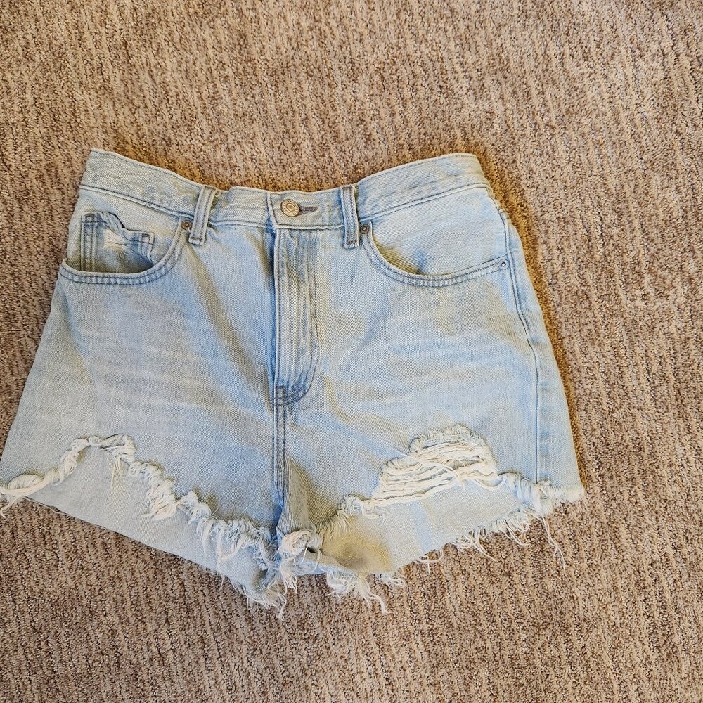 Uniqlo - High-Rise Baggy Denim Shorts (Distressed) - 28 in - Waist